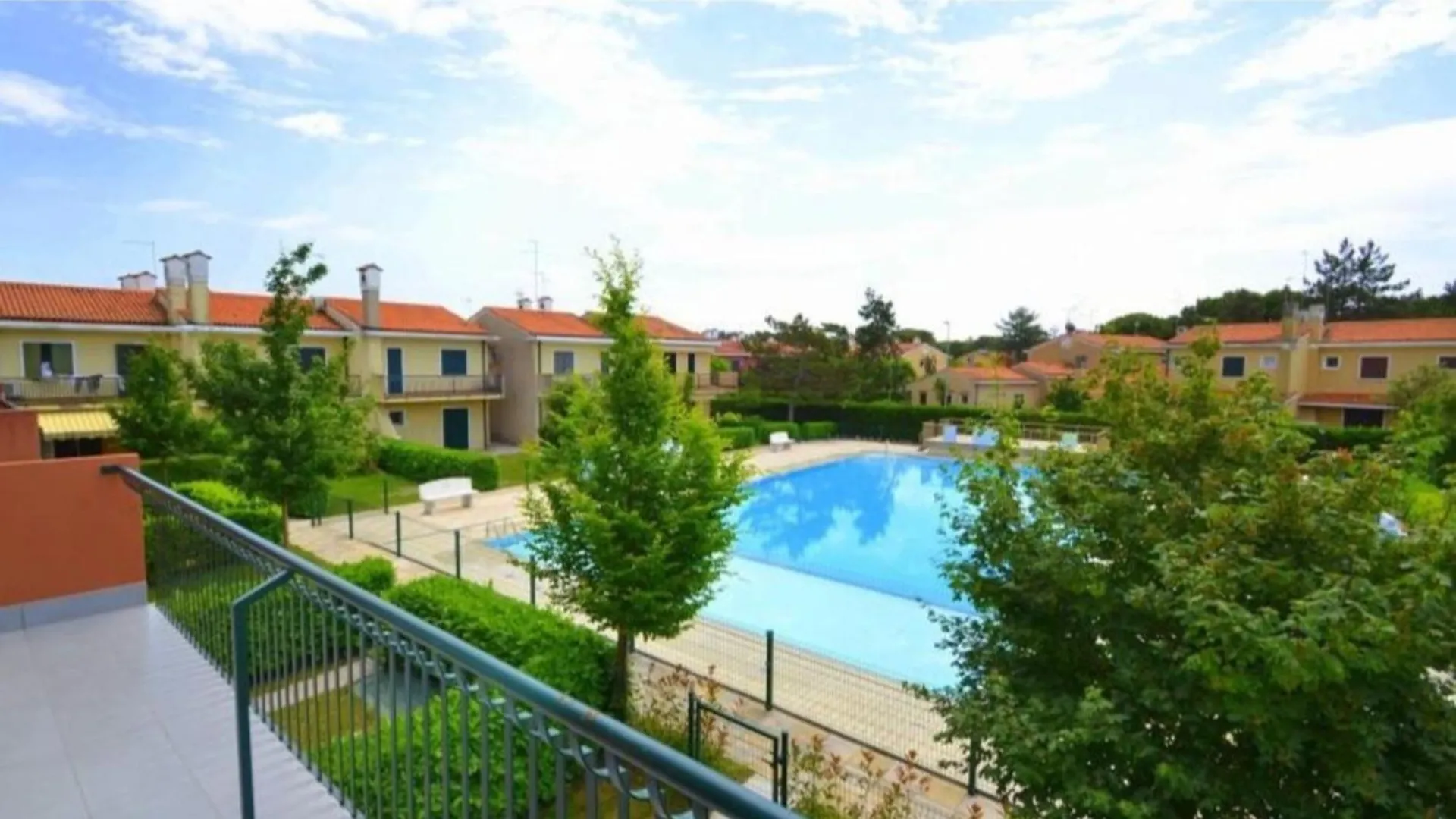 Terraced House With Swimming Pool Apartment Bibione